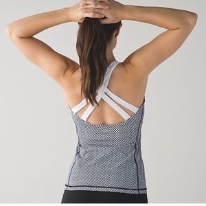 Lululemon Tank 4